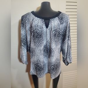 New York & Co. black and white shirt